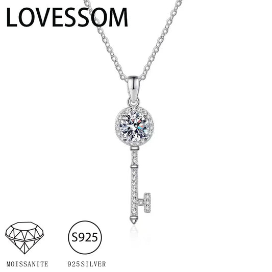 925 Sterling Silver 1 Carat Moissanite Key Pendant Necklace Fashion Decor High Class Niche Couple Men Women Anniversary Gift